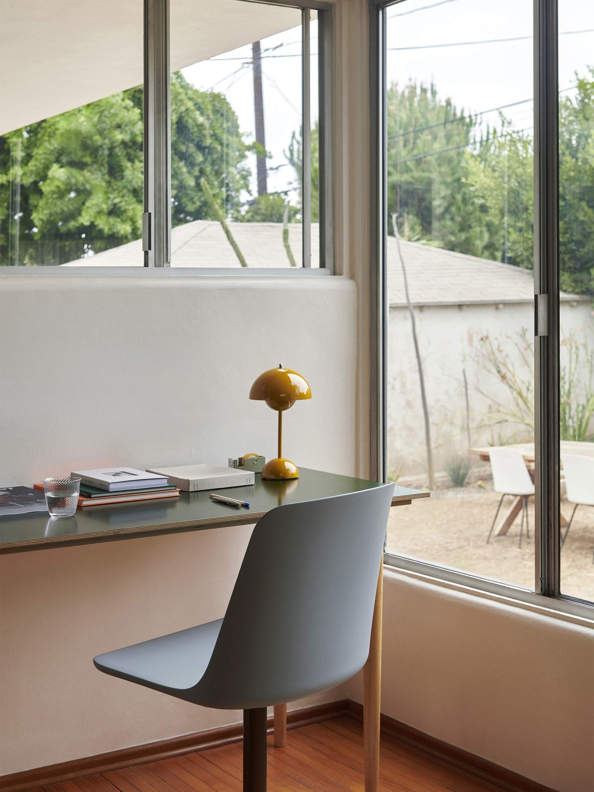 FLOWERPOT NOMAD LAMP -  Mustard , Home design Bensimon