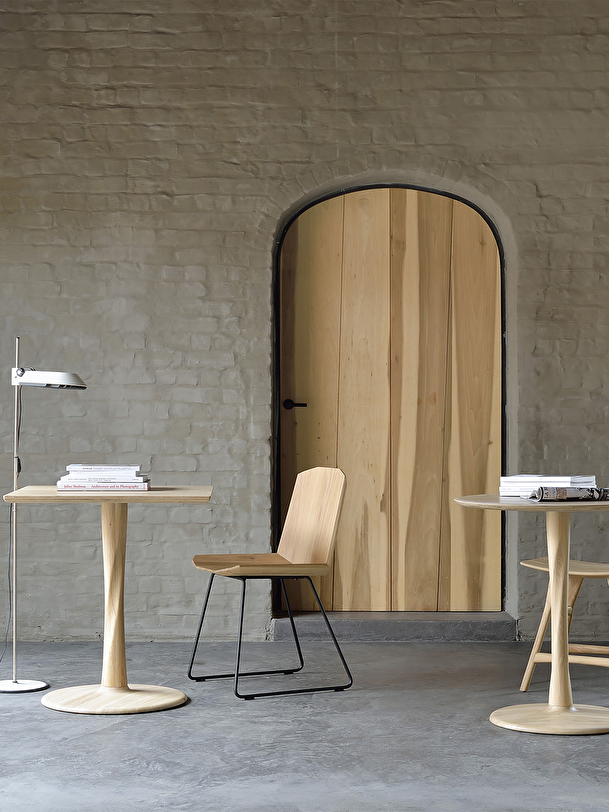 OAK TORSION SQUARE TABLE - L70 CM - Light oak , Home design Bensimon