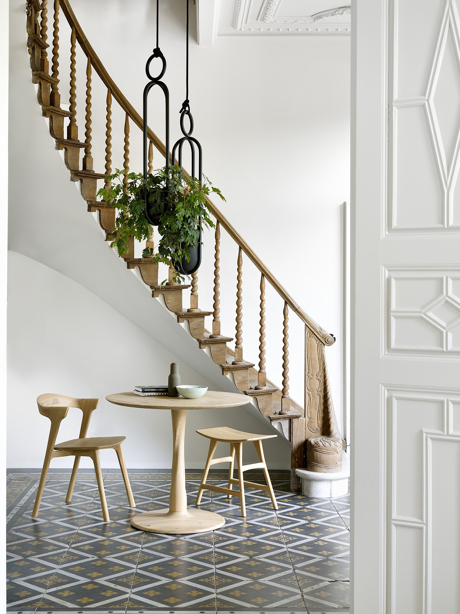 TABLE TORSION RONDE D90 CHENE CLAIR -  Light oak , Home design Bensimon