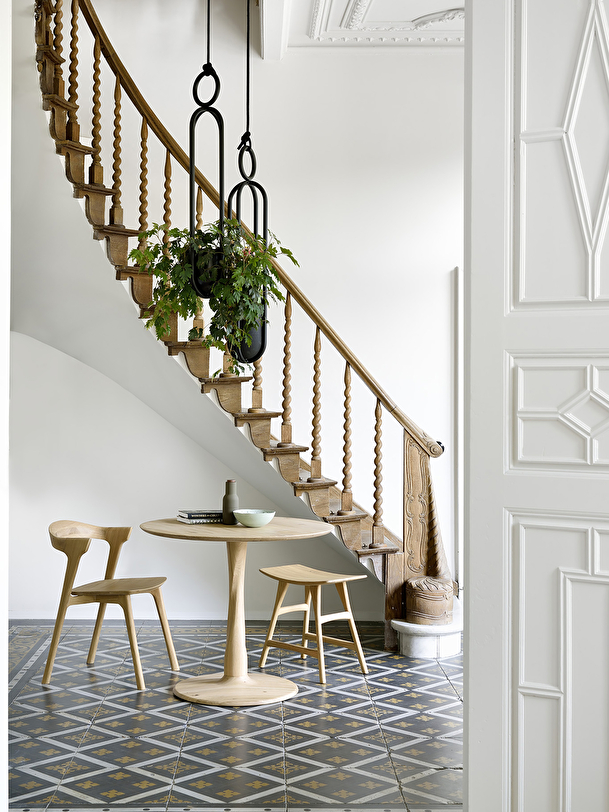 TABLE TORSION RONDE D90 CHENE CLAIR -  Light oak , Home design Bensimon