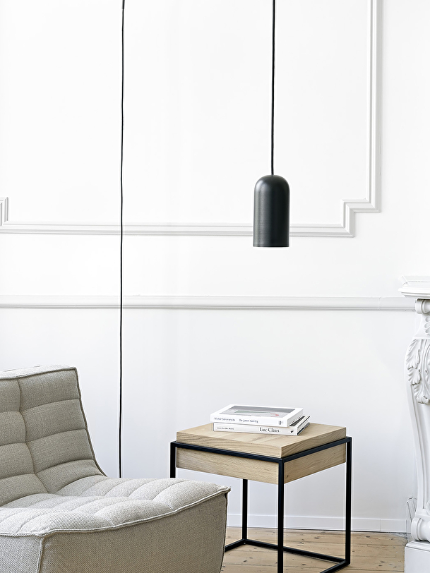 TABLE D'APPOINT MONOLIT EN CHENE - Black , Home design Bensimon