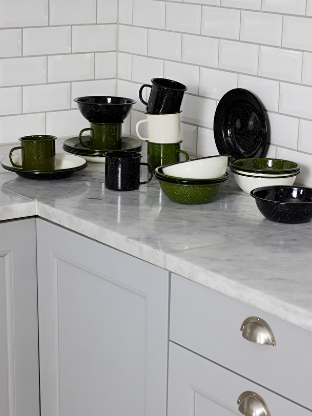 GREEN METAL MUG -  Green , Home design Bensimon