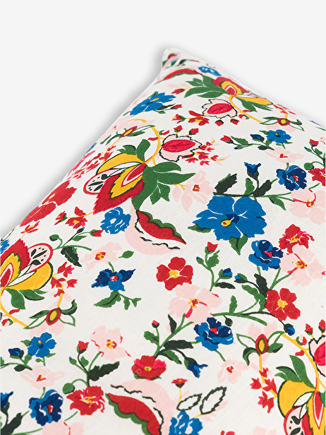 LUCAS DU TERTRE FLOWER CUSHION -  Lucas du tertre print , Home design Bensimon