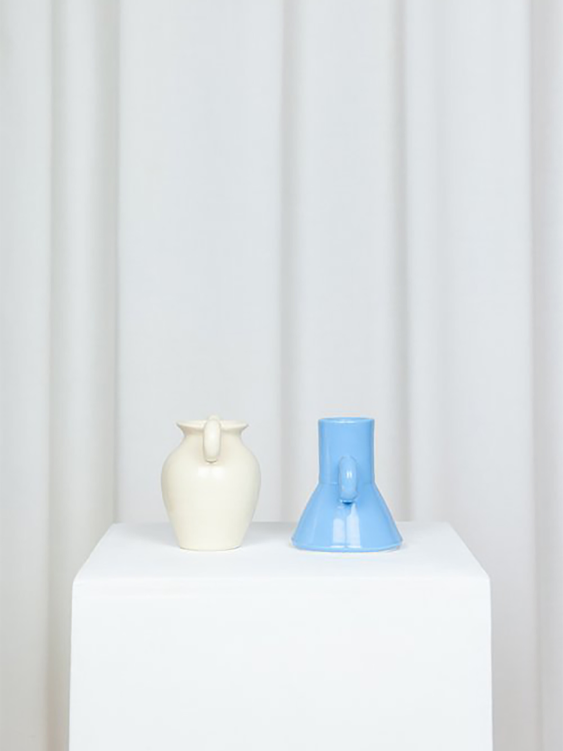 TINY VASE BLEU - LOLA MAYERAS -  Light blue , Home design Bensimon