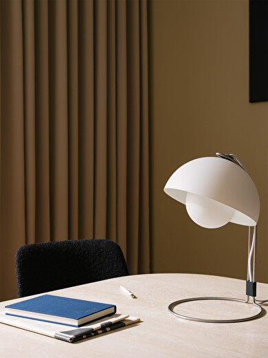 FLOWERPOT MATT WHITE TABLE LAMP VP4 -  White , Home design Bensimon