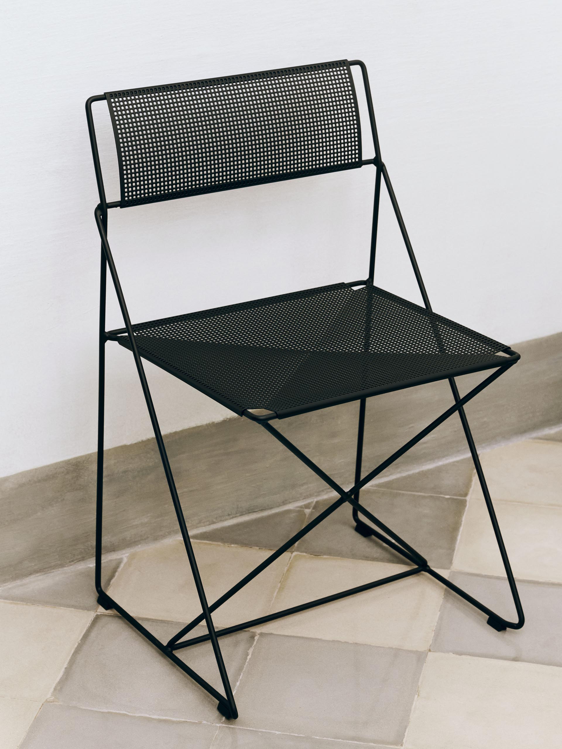 CHAISE X-LINE NOIR - Hay -  Black , Home design Bensimon