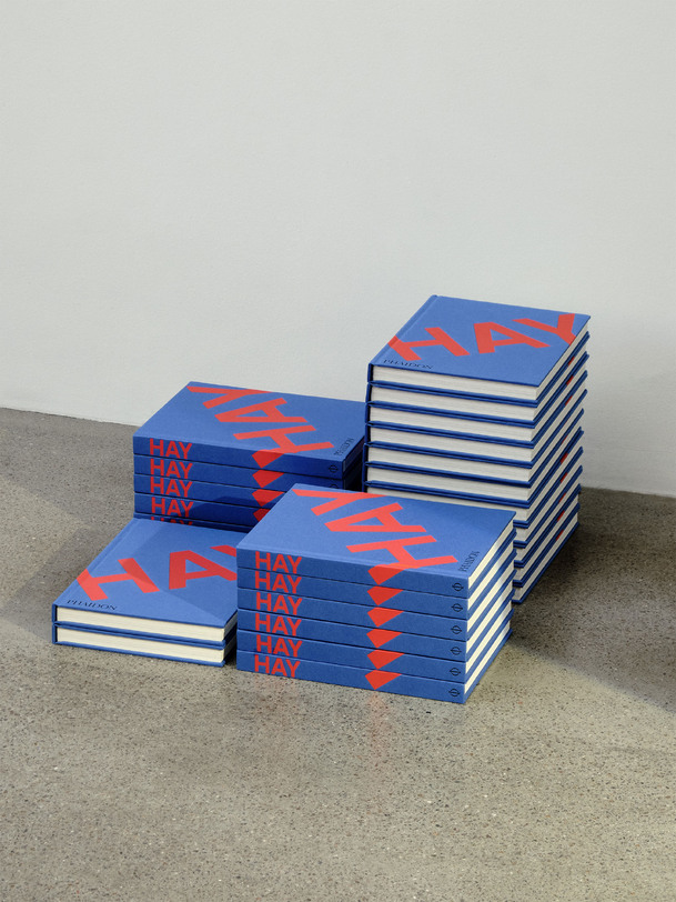 LIVRE HAY PHAIDON - Hay - Blue , Home design Bensimon